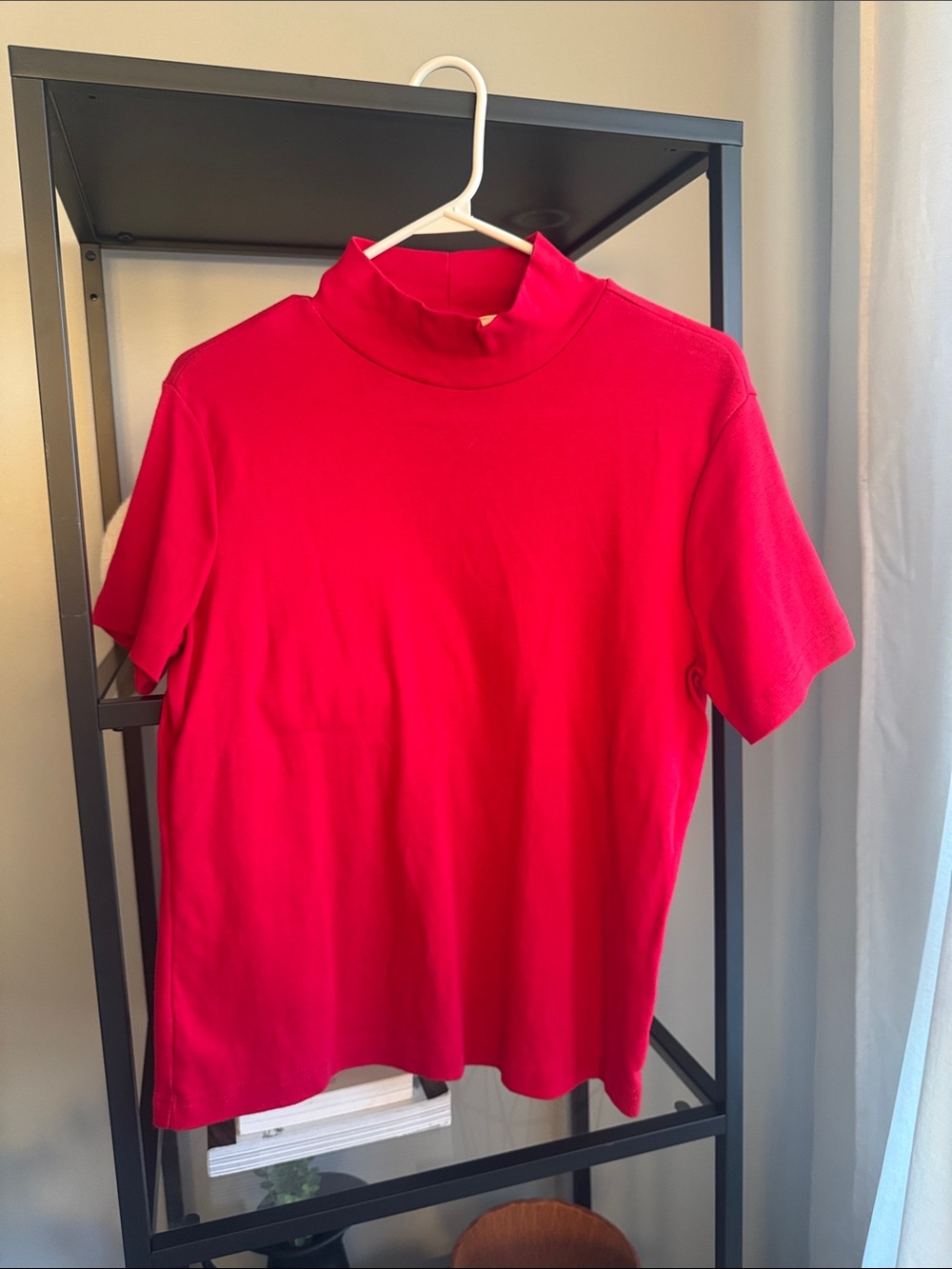 048. Women’s Mock Neck Short Sleeve Top - Red